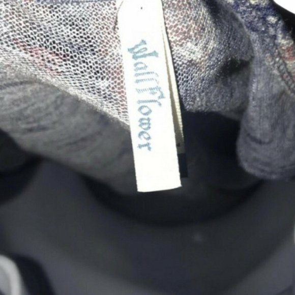 Wallflower Blue Mildly Sheer Patriotic Tank Top L - Picture 9 of 9